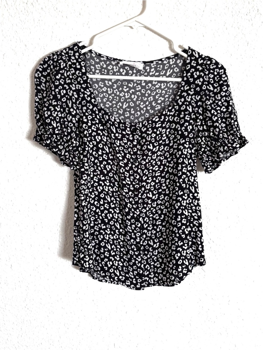 ✨ Elodie printed short sleeve blouse XS